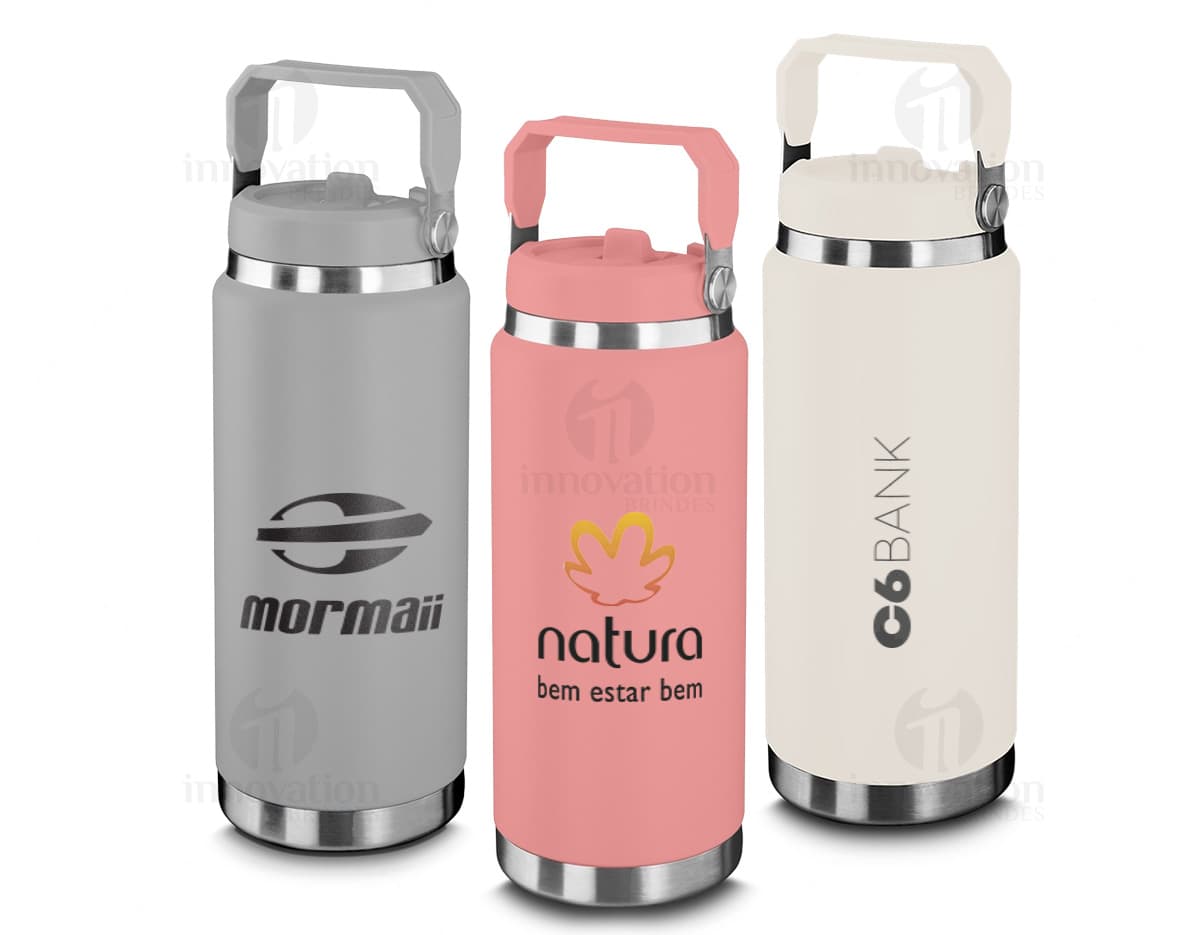 Kit com 6 porta copos em embalagem transparente. Os porta copos são redondos e possuem estampas coloridas de diferentes desenhos. Kit com 6 porta copos em embalagem transparente. Os porta copos são redondos e possuem estampas coloridas de diferentes desenhos.