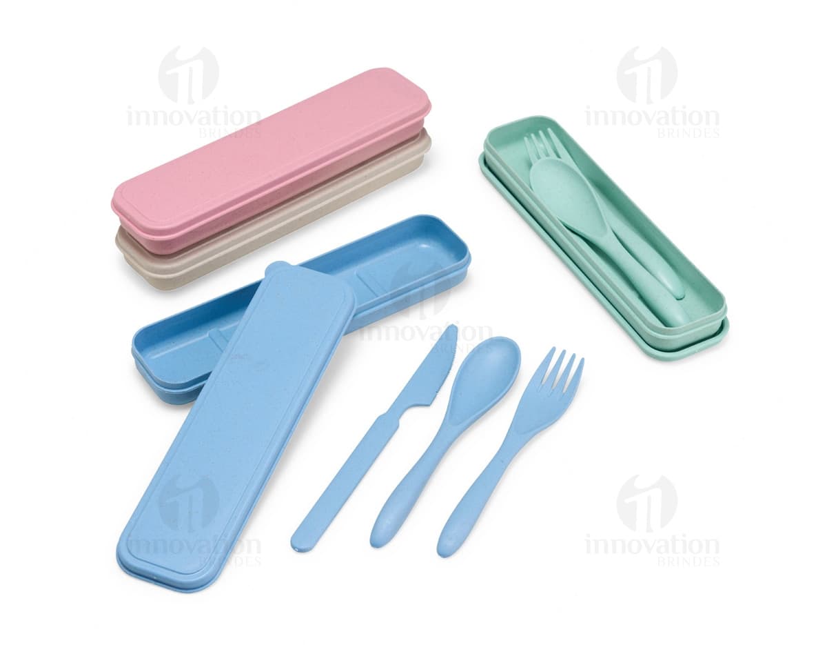 Kit com 6 porta copos em diversos padrões coloridos e estampados. Kit com 6 porta copos em diversos padrões coloridos e estampados.