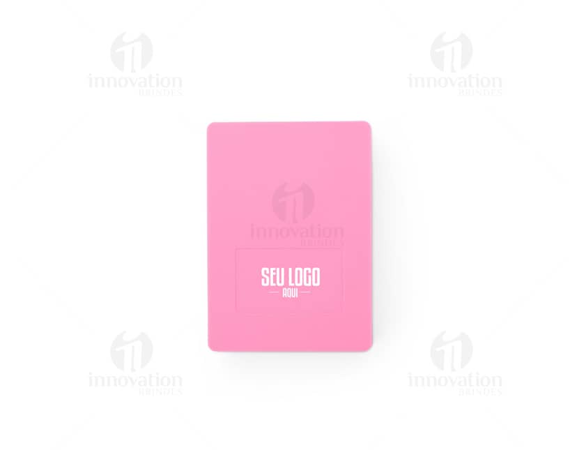 Kit com 6 porta copos em formato redondo, feitos de material resistente e com estampas coloridas e divertidas de frutas.