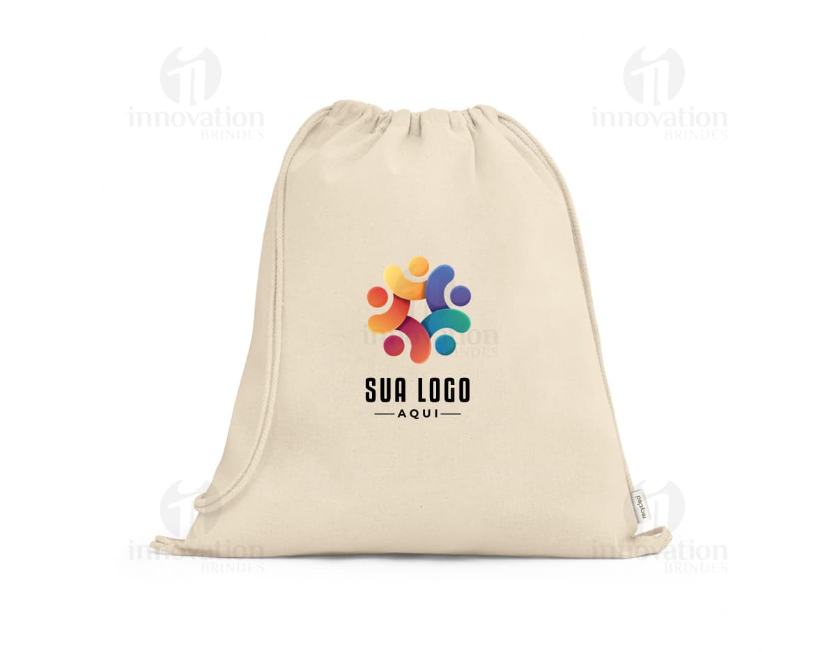 Kit com 6 porta copos em formato redondo, feitos de material resistente e com design colorido em tons pastel. Kit com 6 porta copos em formato redondo, feitos de material resistente e com design colorido em tons pastel.