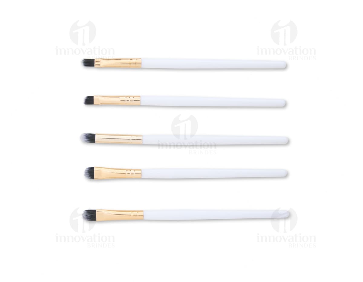 kit com 6 porta copos em formato de círculos coloridos, feitos de material resistente e antiderrapante. kit com 6 porta copos em formato de círculos coloridos, feitos de material resistente e antiderrapante.