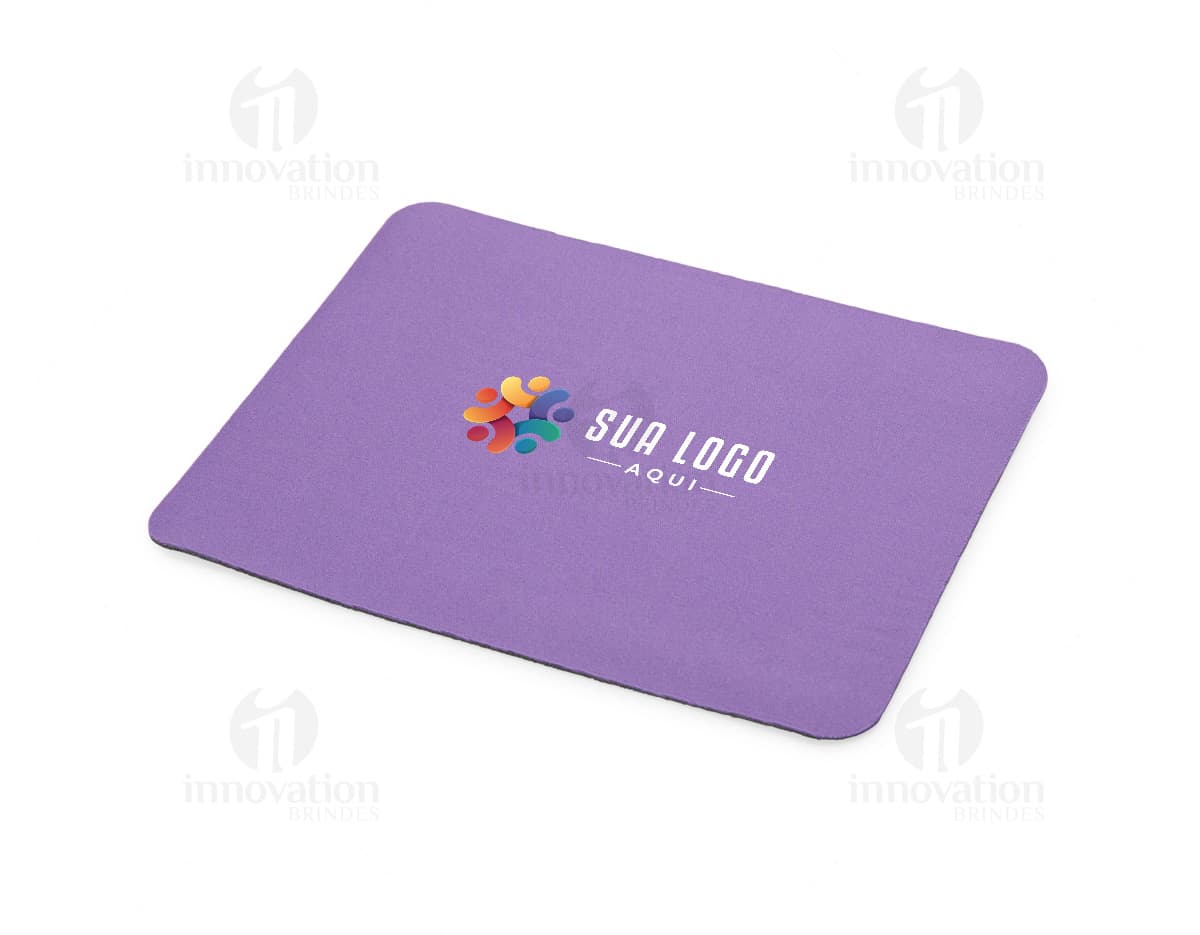 Kit com 6 porta copos de diferentes cores e estampas, organizados em uma caixa de papelão. Kit com 6 porta copos de diferentes cores e estampas, organizados em uma caixa de papelão.