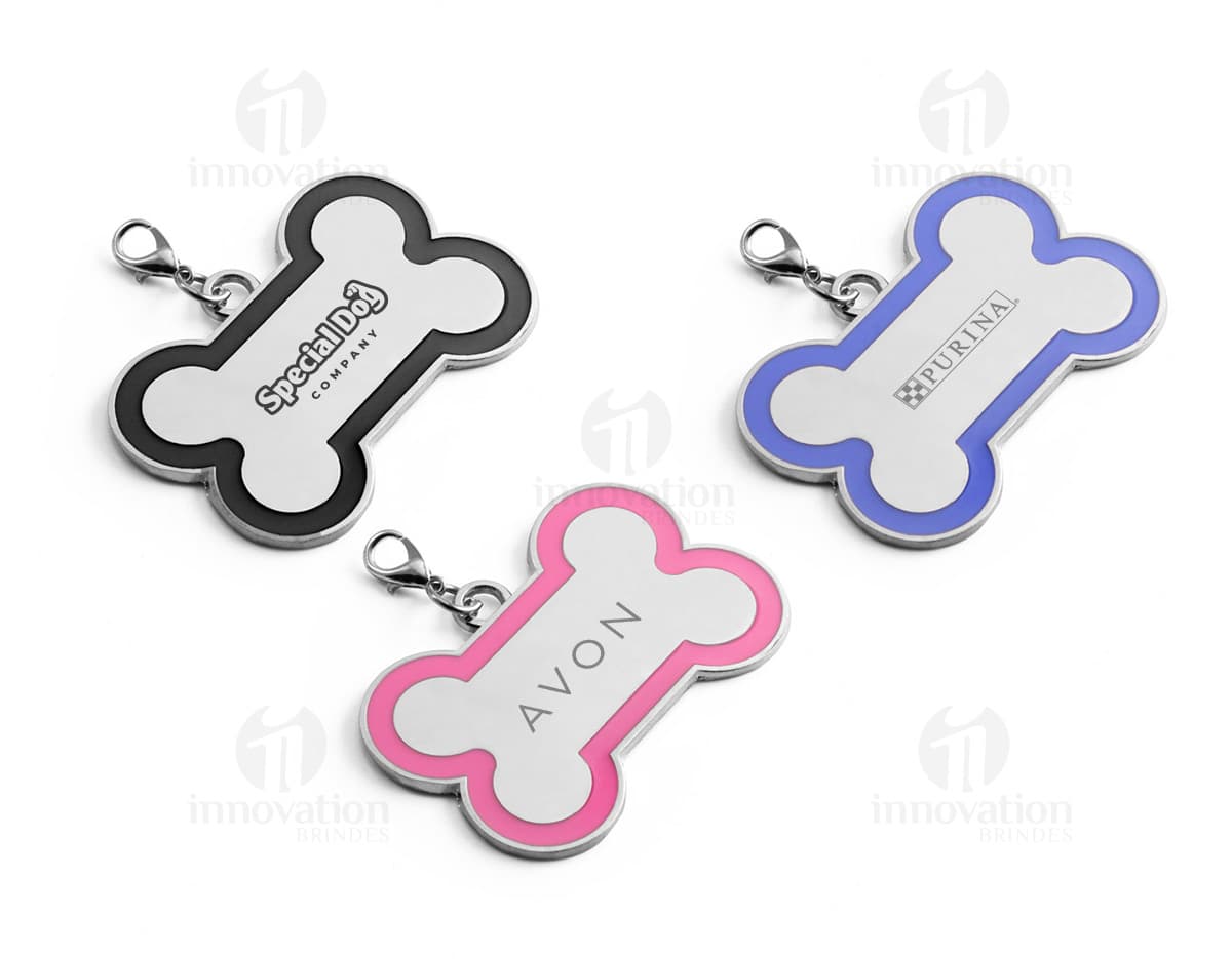Kit com 6 porta copos em formato circular com estampas coloridas e detalhes em relevo. Kit com 6 porta copos em formato circular com estampas coloridas e detalhes em relevo.