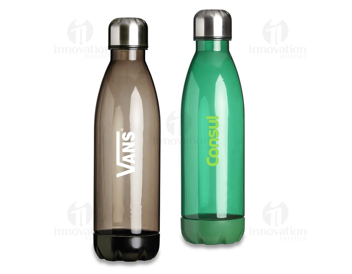 Kit com 6 porta copos em formato quadrado, feitos de madeira com desenhos geométricos em tons de azul e branco. Os porta copos possuem uma camada de proteção para não danificar a superfície dos móveis. Kit com 6 porta copos em formato quadrado, feitos de madeira com desenhos geométricos em tons de azul e branco. Os porta copos possuem uma camada de proteção para não danificar a superfície dos móveis.