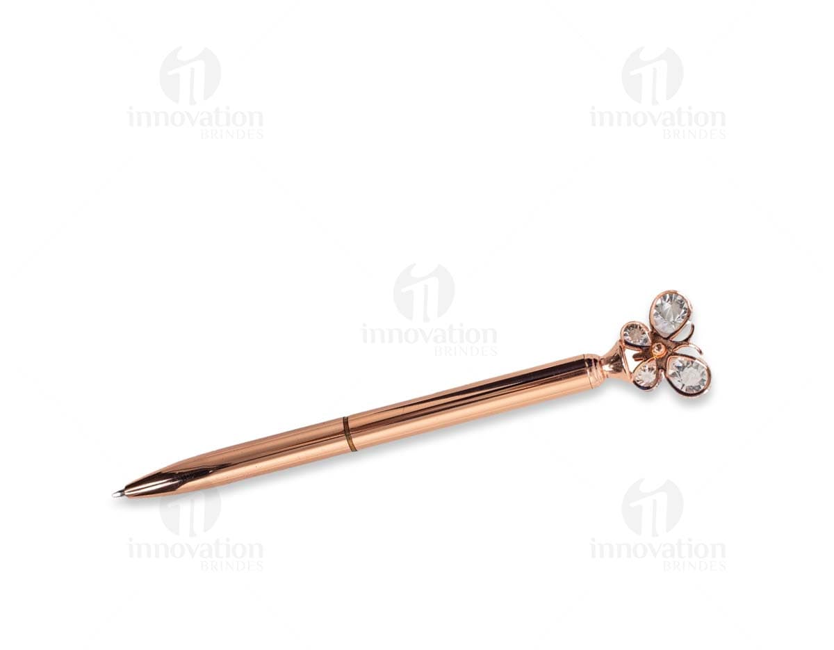 Produto: Kit com 6 porta copos. Imagem mostrando os seis porta copos em diferentes cores e estilos sobre uma mesa. Produto: Kit com 6 porta copos. Imagem mostrando os seis porta copos em diferentes cores e estilos sobre uma mesa.