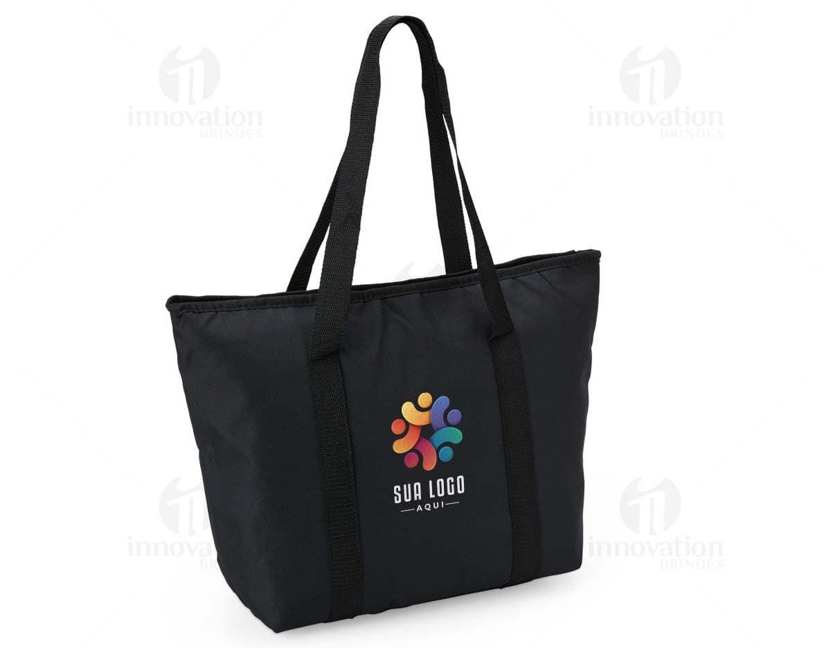 Kit com 6 porta copos em cores variadas, sendo quadrados e feitos de material resistente. Kit com 6 porta copos em cores variadas, sendo quadrados e feitos de material resistente.