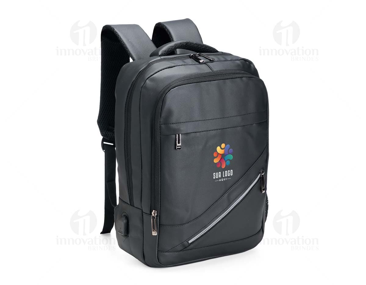 Kit com 6 porta copos em formato de placas de trânsito coloridas. Kit com 6 porta copos em formato de placas de trânsito coloridas.