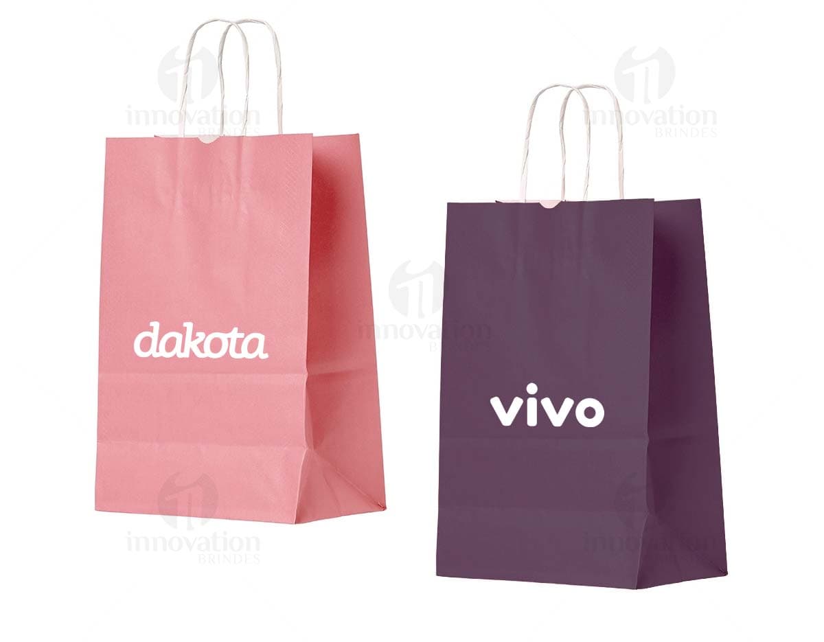 Kit com 6 porta copos em formato redondo, feitos de cerâmica com estampas coloridas de flores e folhas. Cada porta copo possui uma base antiderrapante. Kit com 6 porta copos em formato redondo, feitos de cerâmica com estampas coloridas de flores e folhas. Cada porta copo possui uma base antiderrapante.