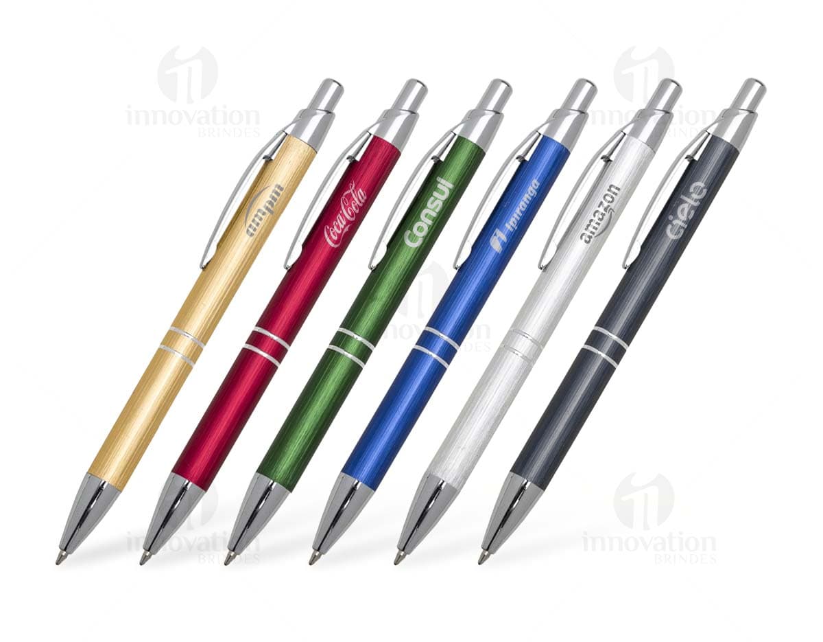 Kit com 6 porta copos em formato circular, feitos em cortiça com estampas coloridas de frutas tropicais. Kit com 6 porta copos em formato circular, feitos em cortiça com estampas coloridas de frutas tropicais.
