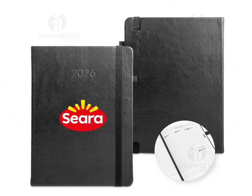 Kit com 6 porta copos em formato redondo, feitos de madeira e com estampas coloridas e variadas.