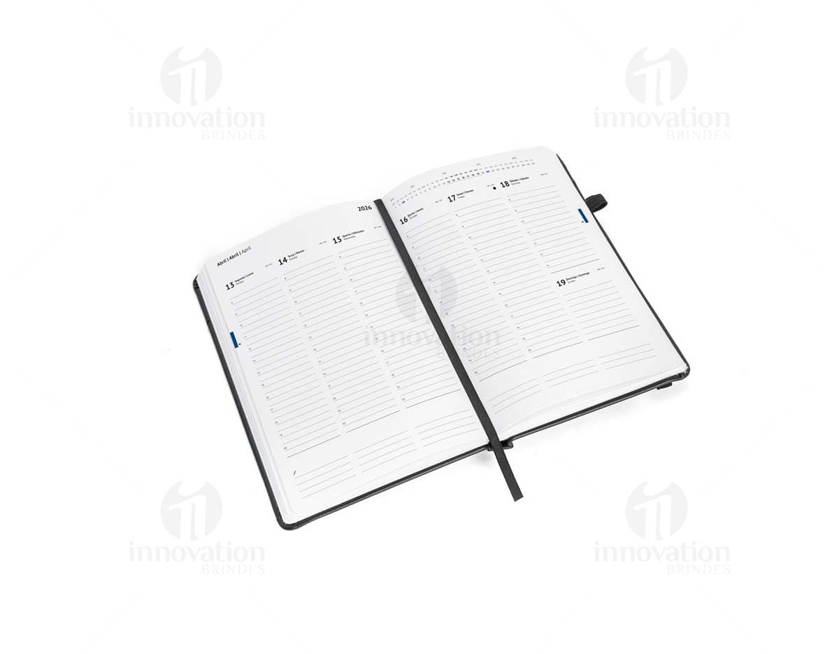 Kit com 6 porta copos em formato quadrado, feitos de material resistente e com estampas coloridas de frutas. Ideal para proteger a mesa de manchas e marcas de copos e canecas. Kit com 6 porta copos em formato quadrado, feitos de material resistente e com estampas coloridas de frutas. Ideal para proteger a mesa de manchas e marcas de copos e canecas.