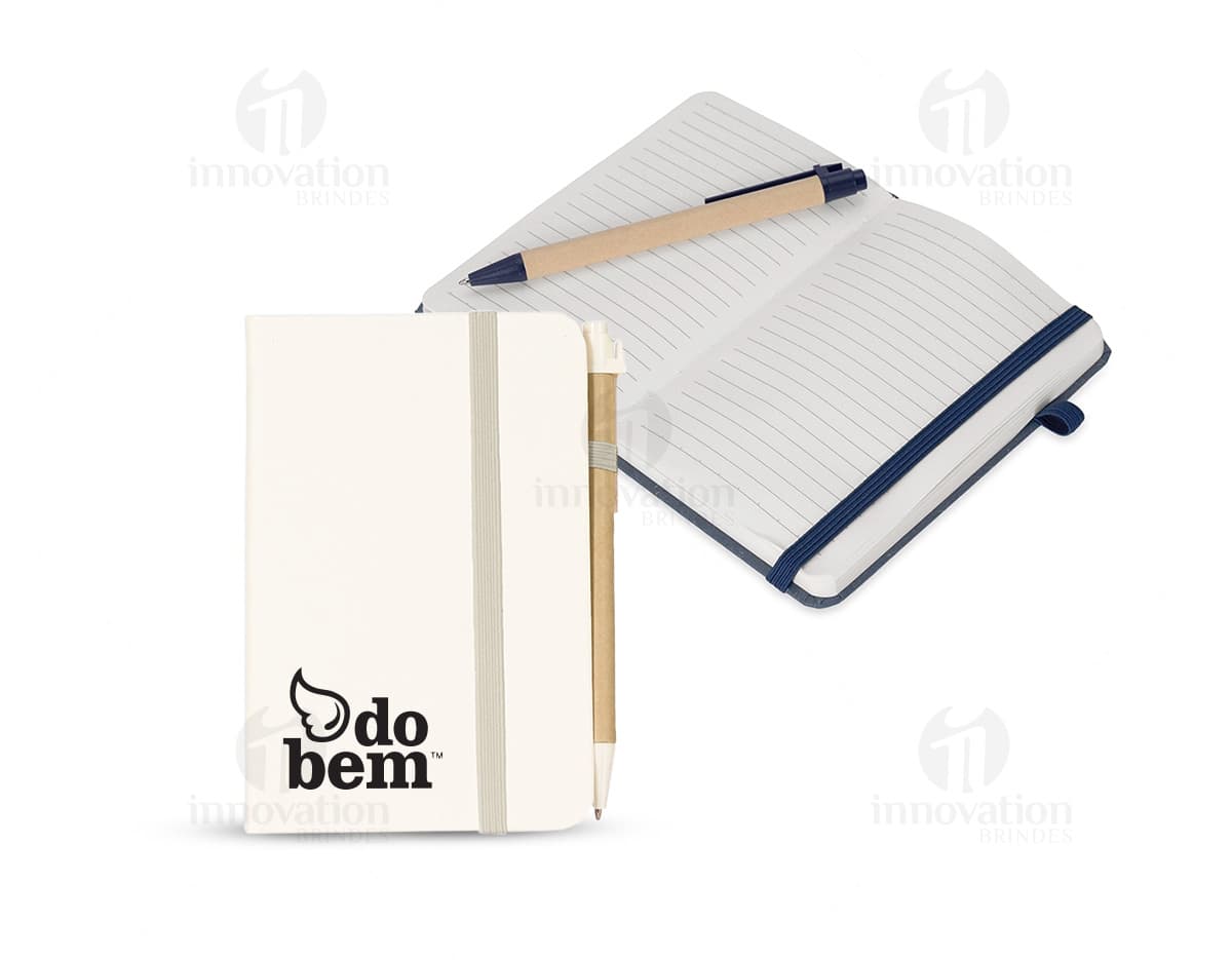 Kit com 6 porta copos em formato circular, feitos de material resistente e com estampas coloridas de frutas tropicais. Kit com 6 porta copos em formato circular, feitos de material resistente e com estampas coloridas de frutas tropicais.