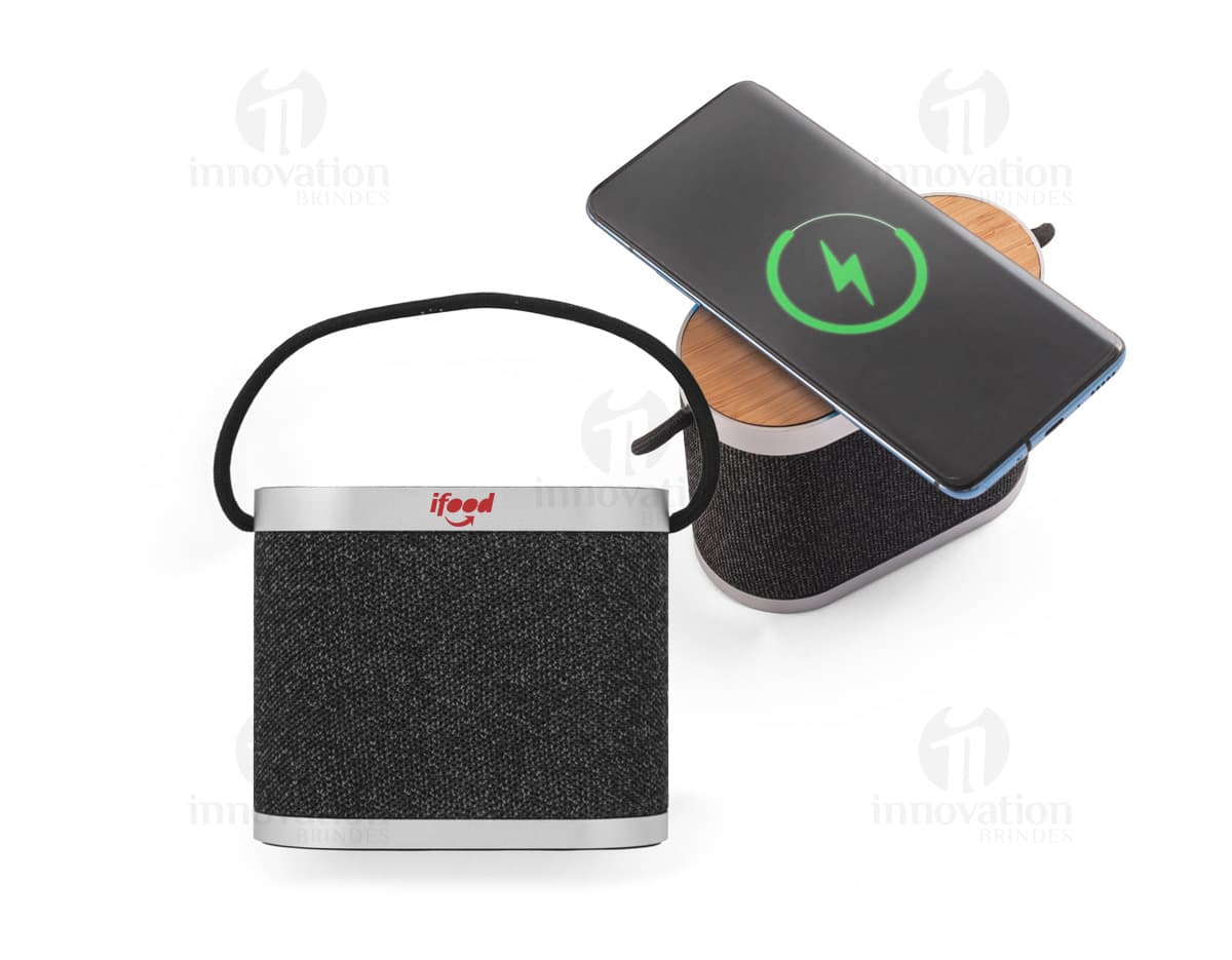 Kit com 6 porta copos em diversas cores e estampas diferentes. Kit com 6 porta copos em diversas cores e estampas diferentes.