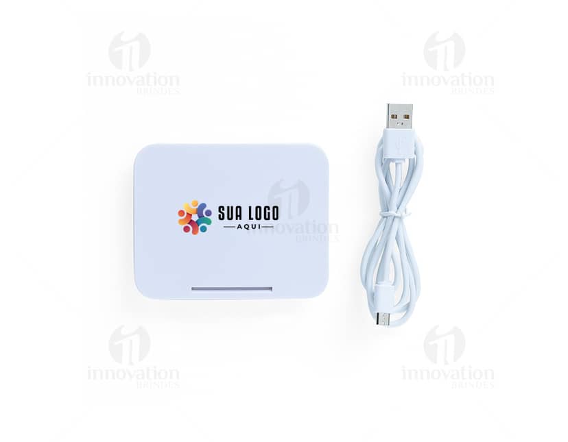 Kit com 6 porta copos em formato redondo, de diferentes cores e estampas. Eles são feitos de material resistente para proteger superfícies de mesas e móveis.