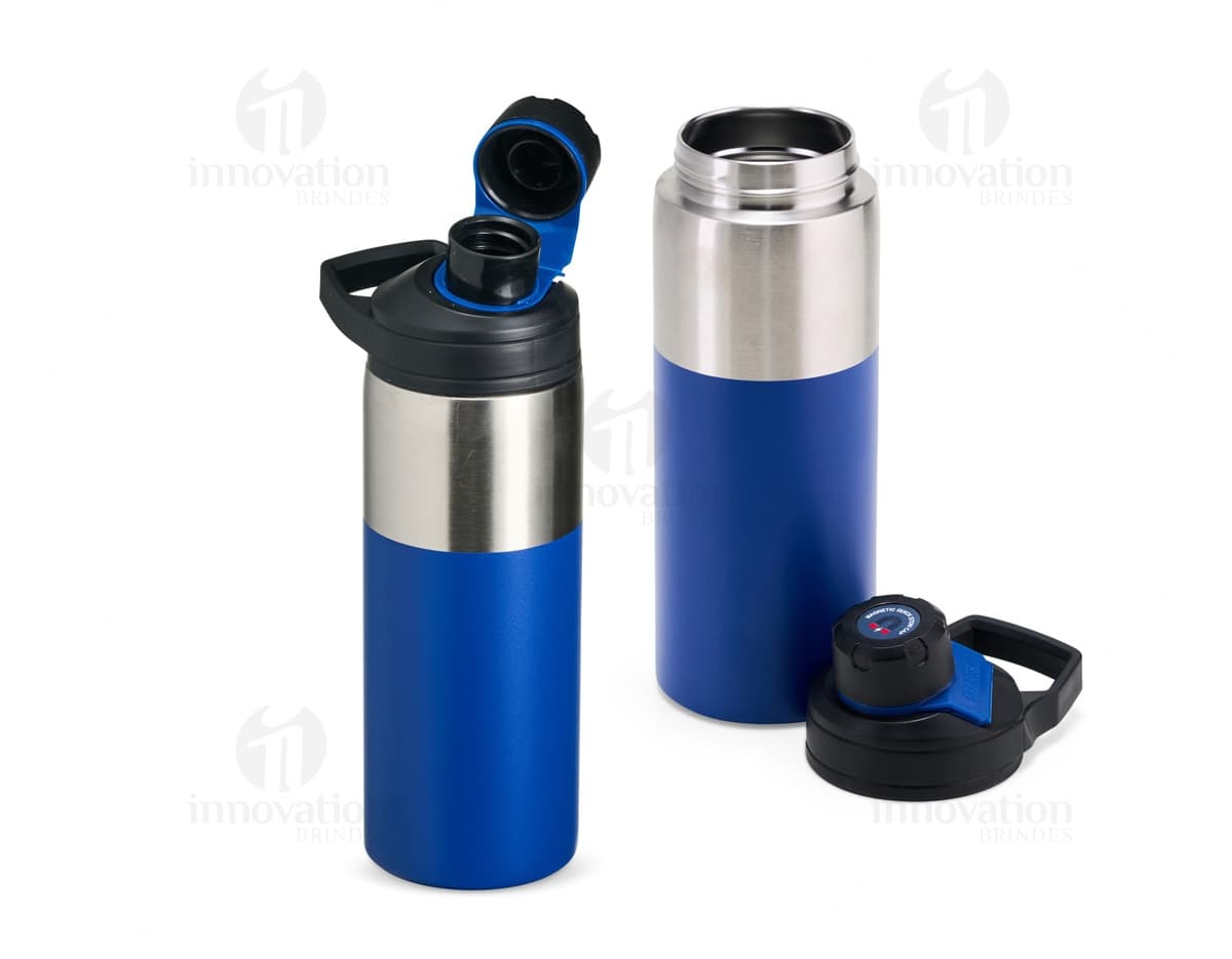 Kit com 6 porta copos diversos em tons de azul, verde e amarelo. Cada porta copo possui um desenho diferente de animais marinhos. Kit com 6 porta copos diversos em tons de azul, verde e amarelo. Cada porta copo possui um desenho diferente de animais marinhos.