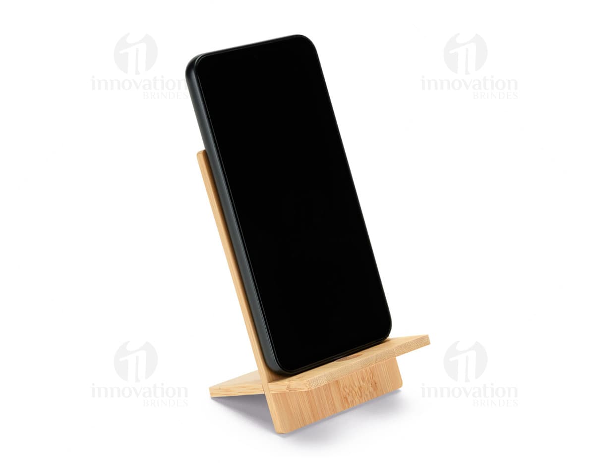 Suporte plastico para celular compacto em cor preta. O suporte tem um design simples e compacto, ideal para apoiar o celular em superfícies planas. Suporte plastico para celular compacto em cor preta. O suporte tem um design simples e compacto, ideal para apoiar o celular em superfícies planas.