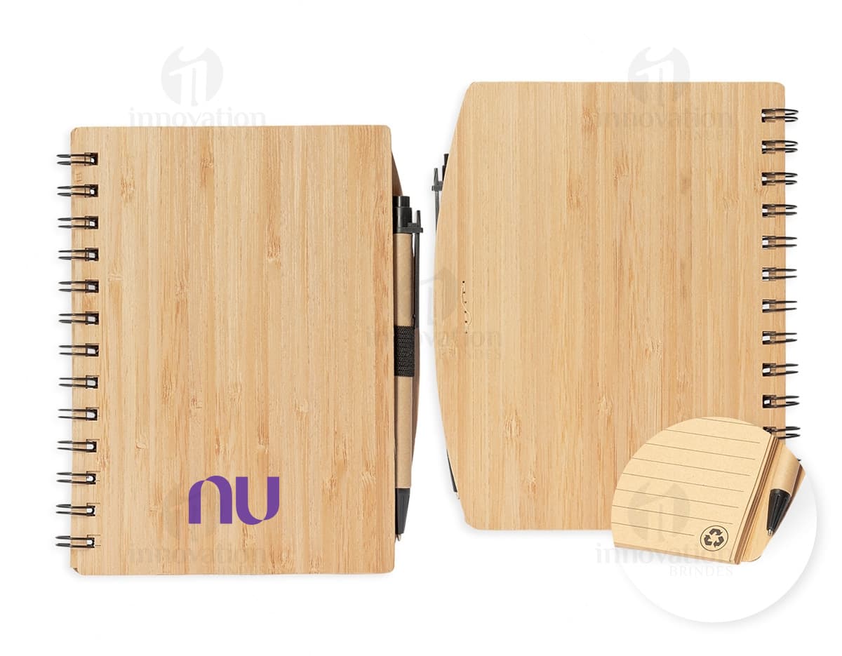 Kit com 6 porta copos de diferentes cores e padrões. Kit com 6 porta copos de diferentes cores e padrões.