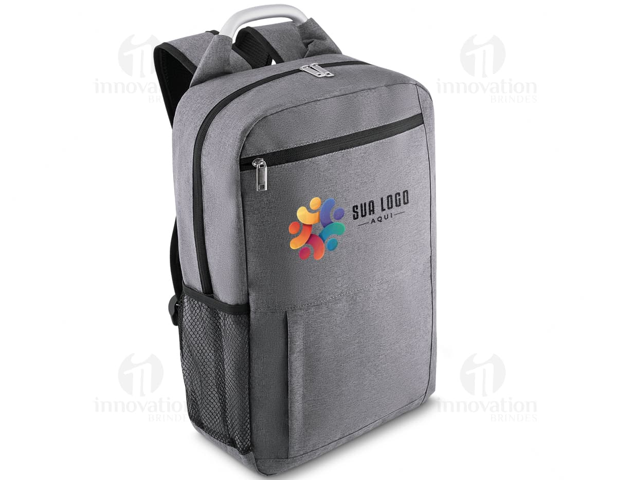 Kit com 6 porta copos de diferentes cores e estampas em formato redondo. Kit com 6 porta copos de diferentes cores e estampas em formato redondo.